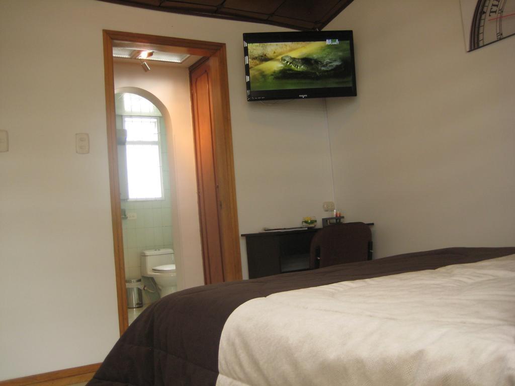 Hotel Casa Santa Marta Bogota Room photo